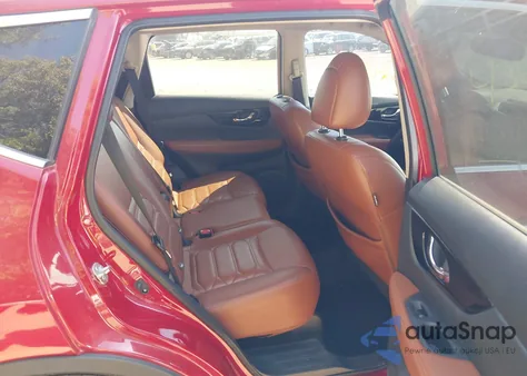 2017 Nissan Rogue Sl z USA, uszkodzony, nr VIN 5N1AT2MV7HC842367